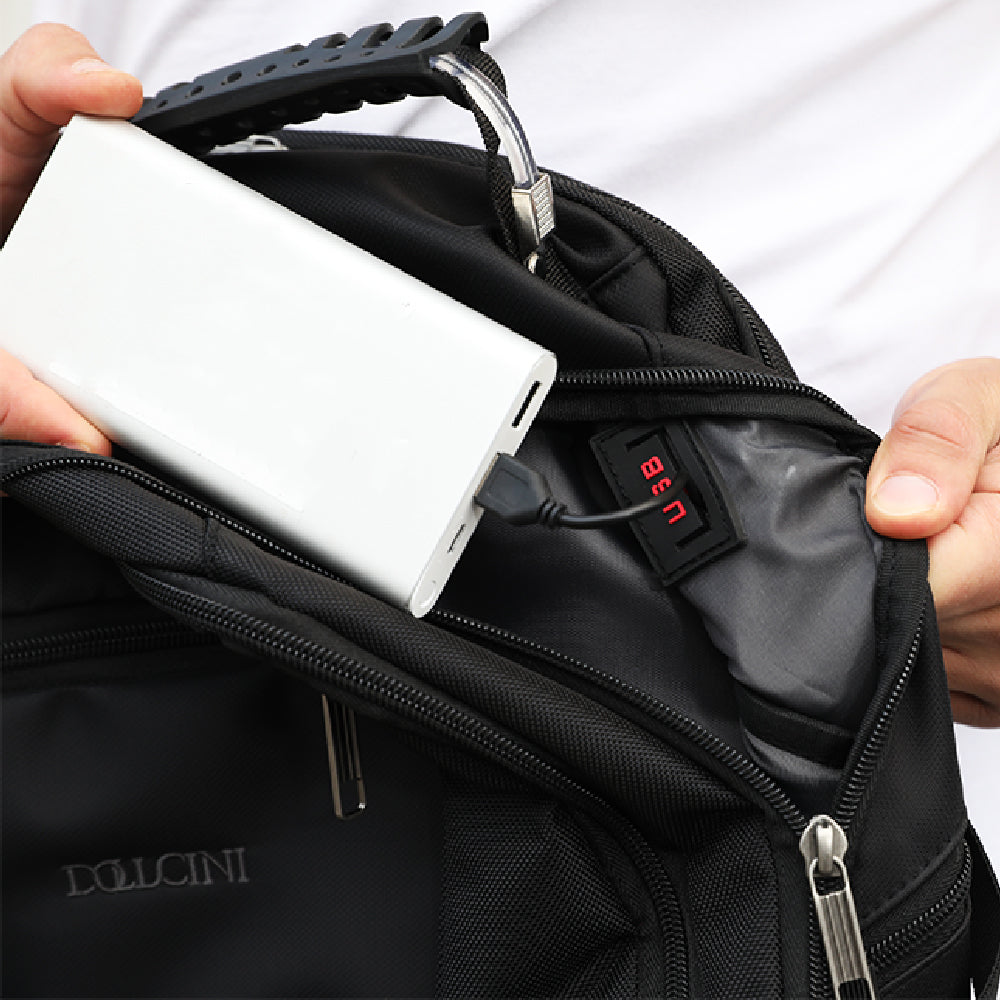 Dollcini Uniszex Laptop Hátizsák – Vízálló Utazóhátizsák, USB Töltőporttal, Fekete