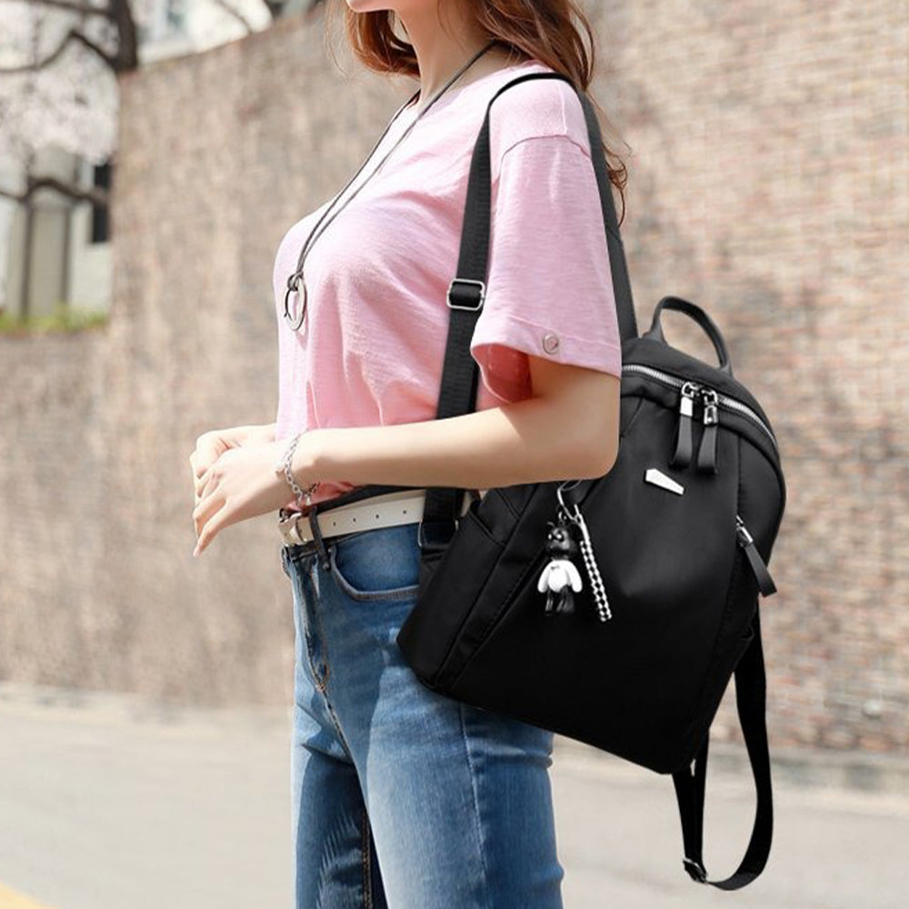 fekete fényes táska