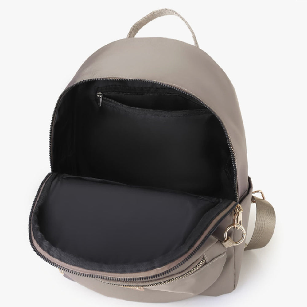 Dollcini Stílusos Női Hátizsák – Vízálló, Elegáns és Praktikus