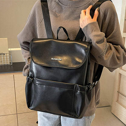 Dollcini Divatos Nagy Kapacitású Női Hátizsák – PU Bőrpántos, Minimalista, Iskolába, Munkába és Utazáshoz, Fényes Fekete