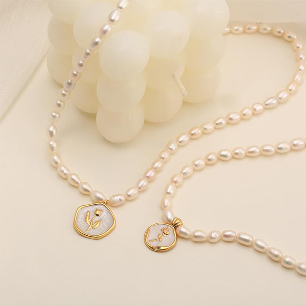 Dollcini Pearl Ékszerkészlet – Nyaklánc és Gyöngy Fülbevaló