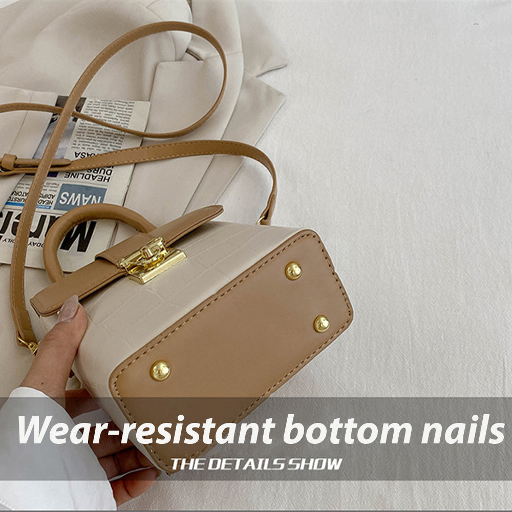 Dollcini Mini Műbőr Táska – Elegáns és Praktikus Női Válltáska