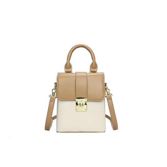 Dollcini Mini Műbőr Táska – Elegáns és Praktikus Női Válltáska